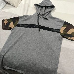 Express NYC short sleeve pullover